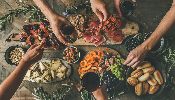 Embrace Summertime Feels With These Catering Trends